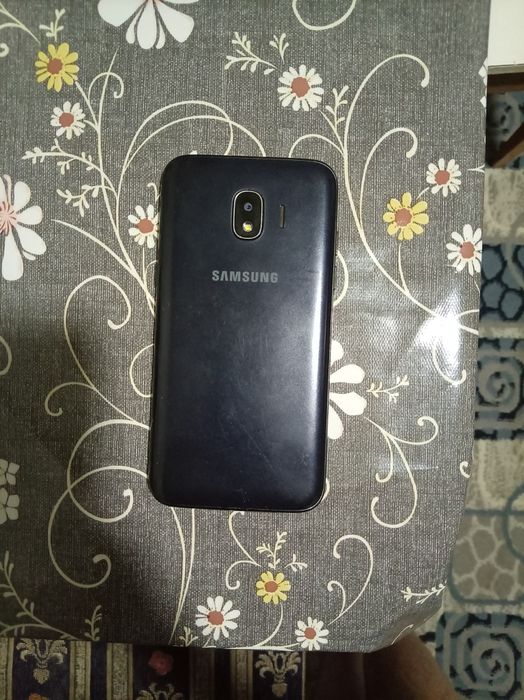 Samsung Galaxy J2 2020.