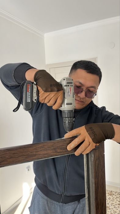 Ремонт пластиковых окон. Регулировка устранение сквозняков