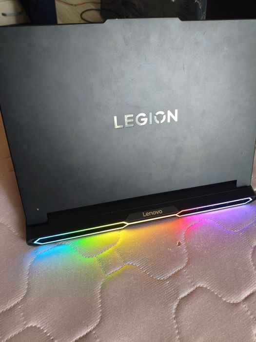 Ноутбук Lenovo Legion Pro 7 16IAX10H.
