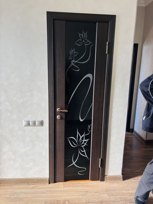 Продам двери