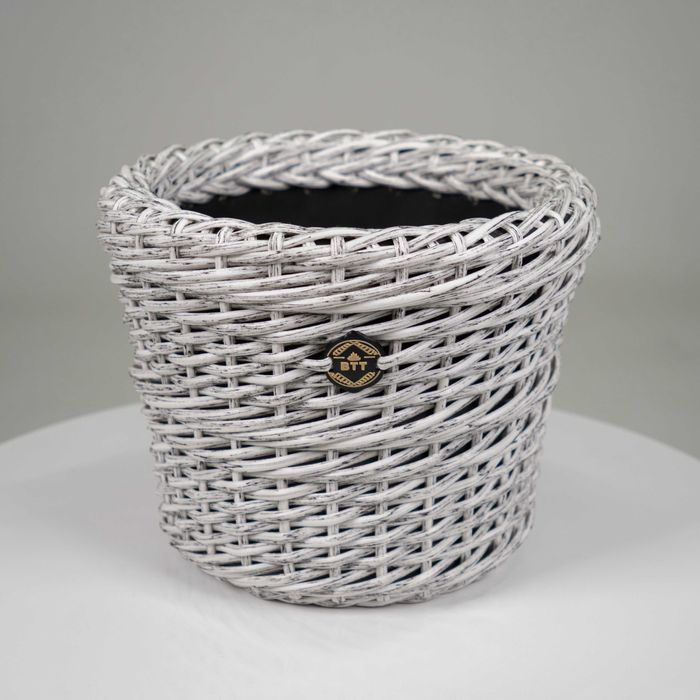 Элегантные кашпо из ротанга — идеальный выбор для дома и сада!