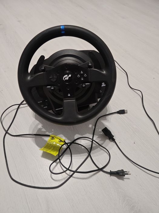 Volan Gaming T300 thrustmaster