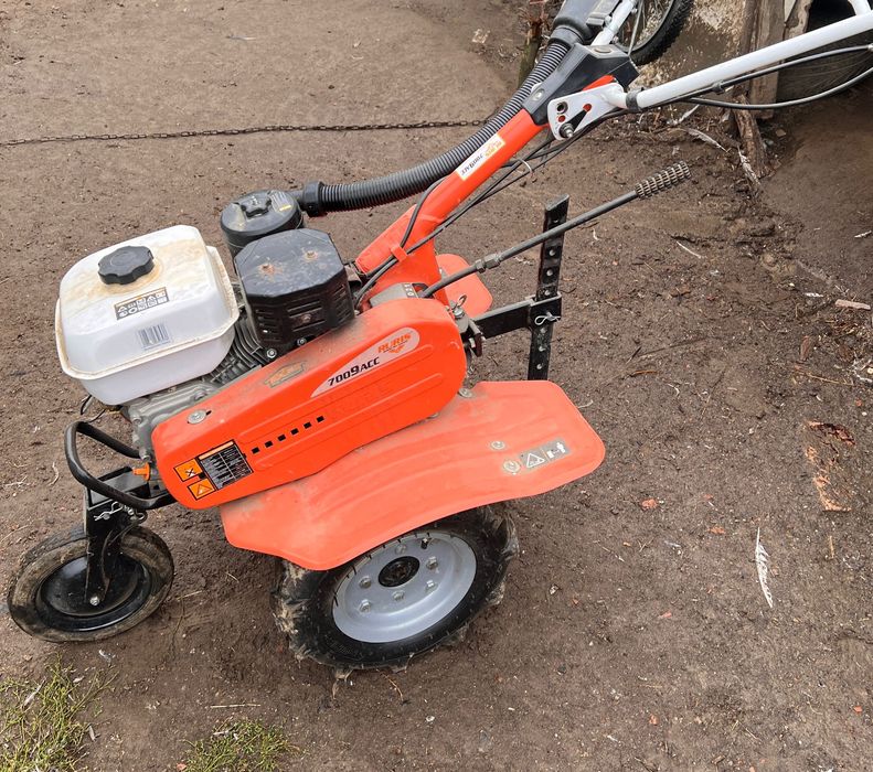 Vând motocultor Ruris Dac 7009K Cp