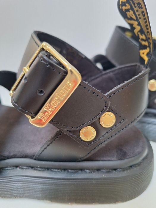 Dr. Martens Gryphon кожени сандали