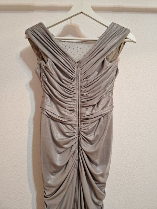 Роскошное вечернее женское платье