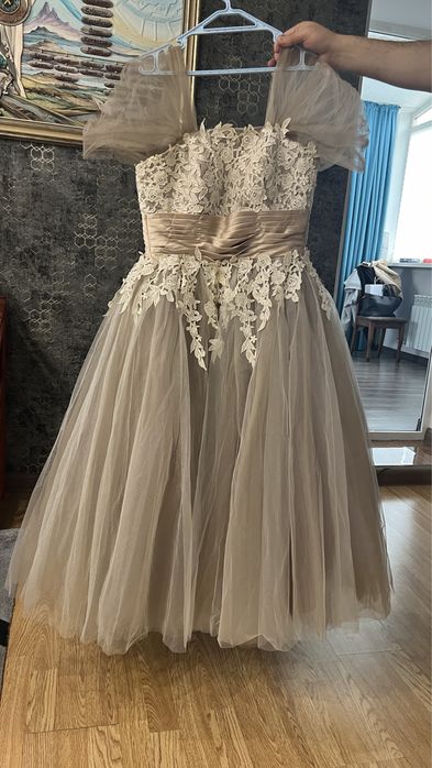 Платье коктельное