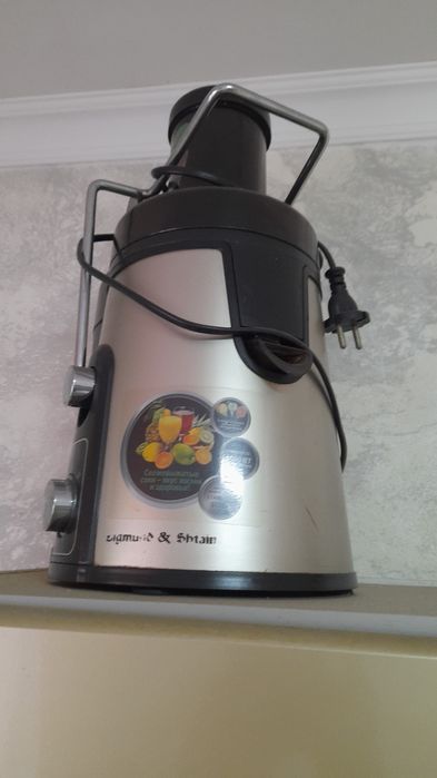 Продам соковыжималку