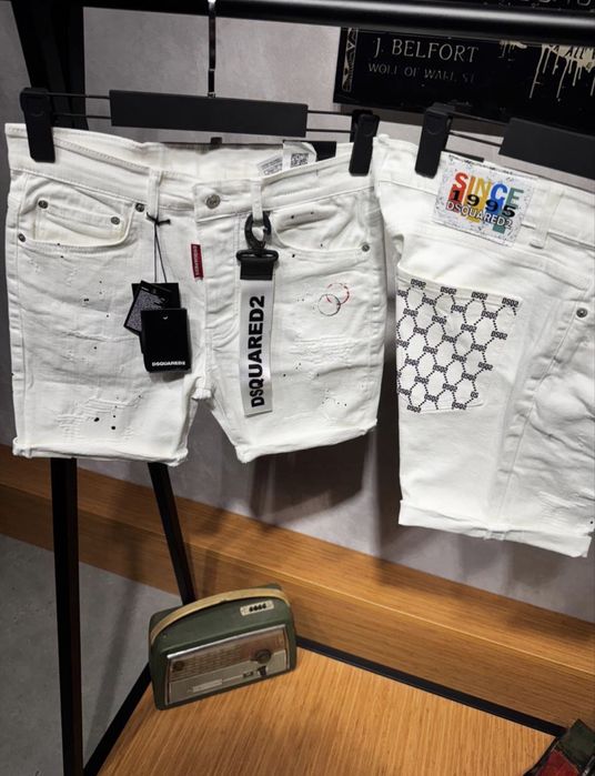 Blugi scurti dsquared2 albi new 2026