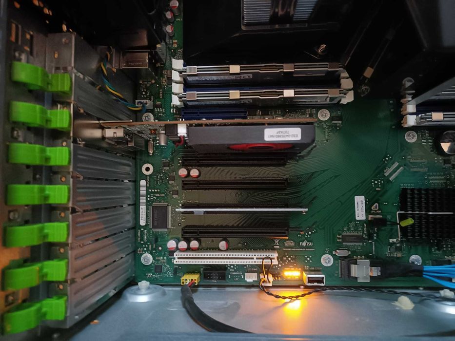 Statie de lucru/calculator gaming 2 x Intel Xeon E5 2690 - 256 GB RAM!