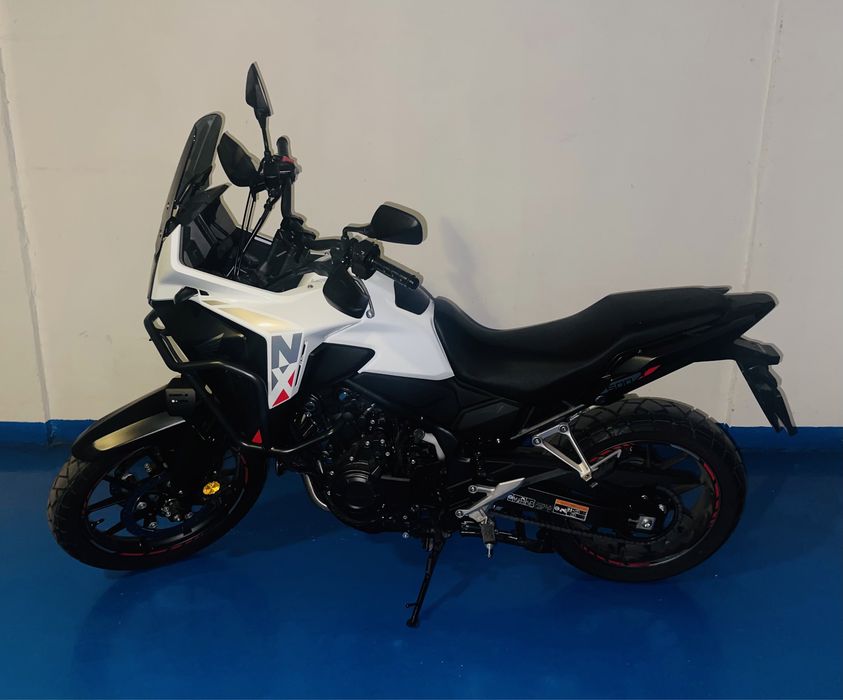 Honda NX500 - an 2025 - 1 742 km - Garantie 2029