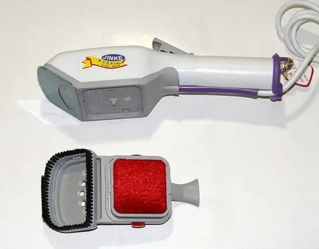 Паровой утюг-щетка