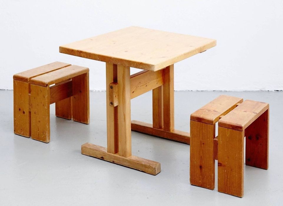 Дървени декорации за двор и градина