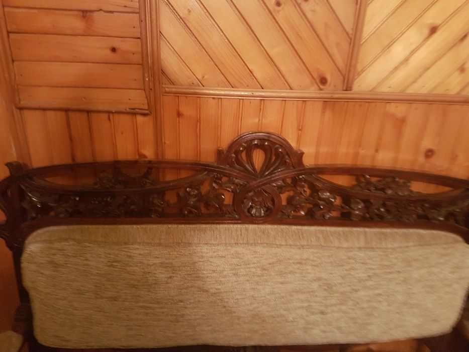 Vand mobila antica de hol