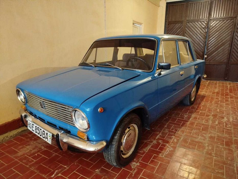 Автомобиль ВАЗ 2101