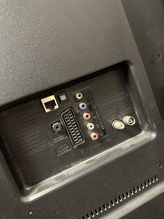 Продам телевизор смарт