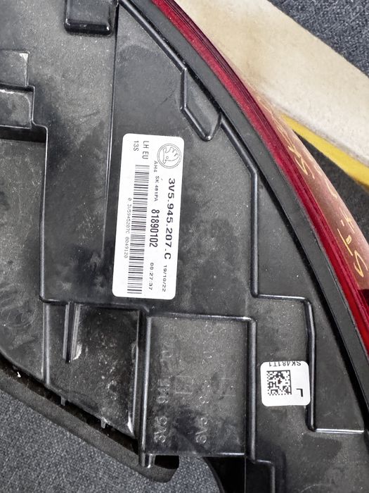 Lampa spate skoda superb 3