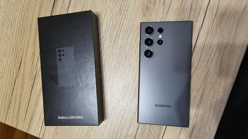 Продам Samsung S24Ultra