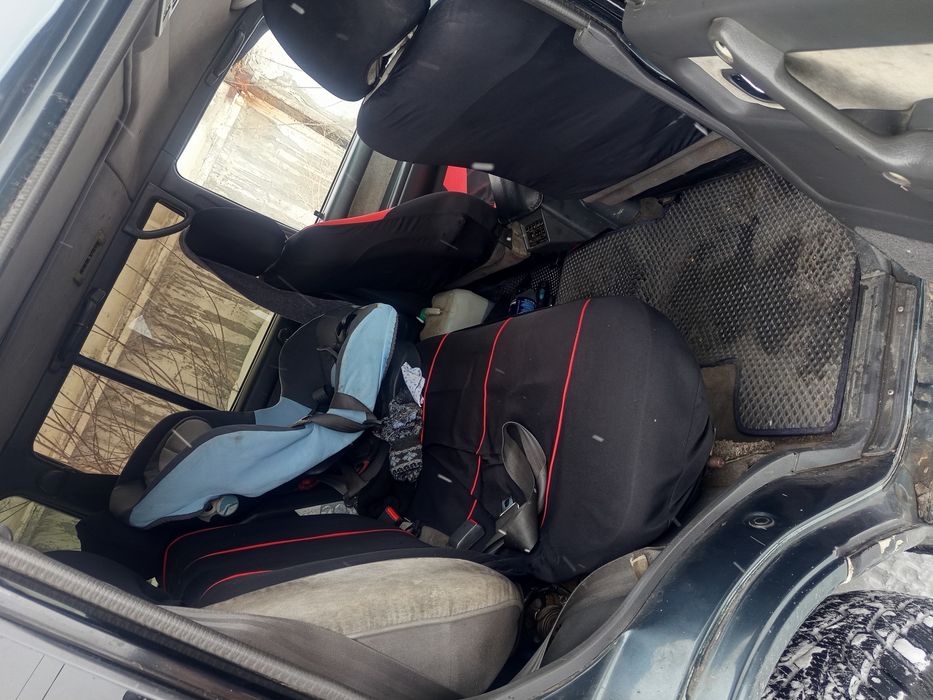 Продам машину Митсубиси поджера