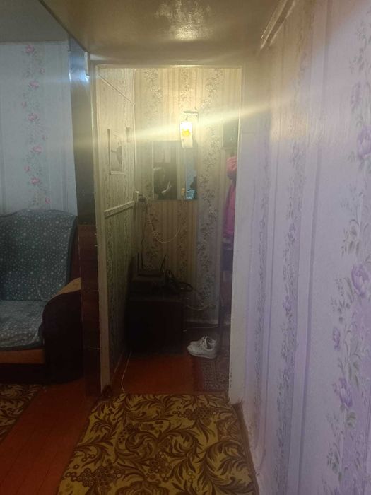 продам 2х комнатную момышулы 30а