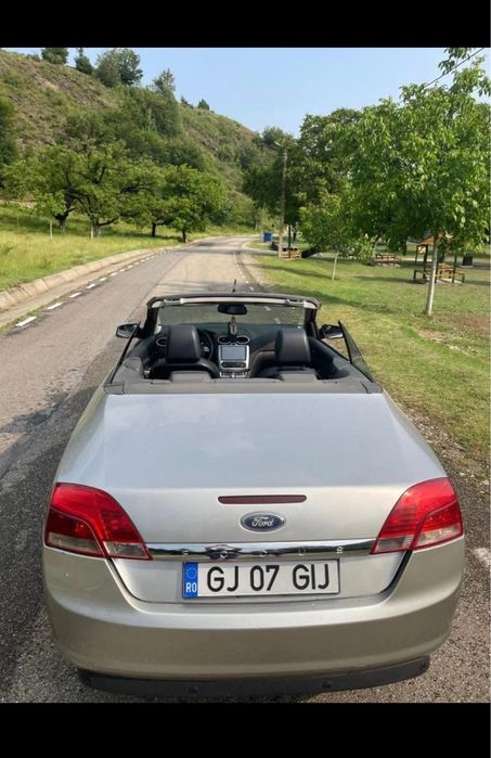 Ford Focus Cabrio 2