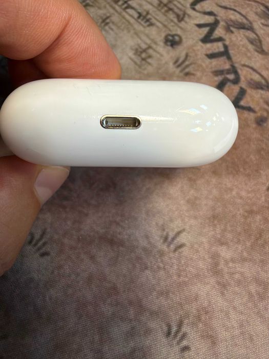 AirPods Pro 1 модел A2083 кутия за зареждане