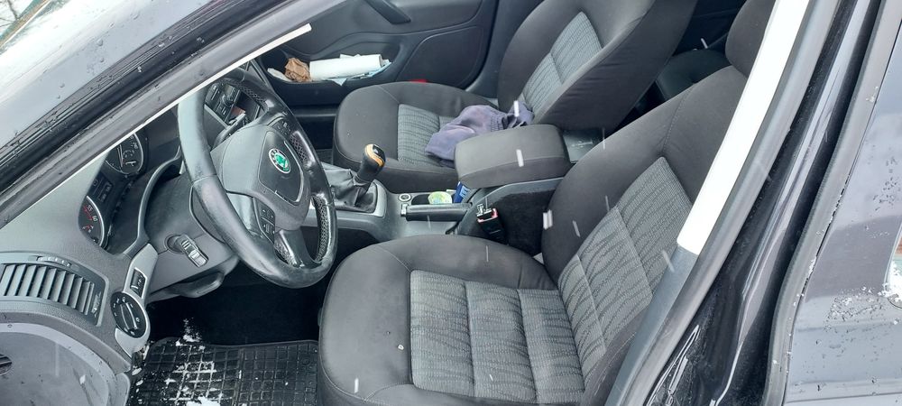 Vand skoda octavia 4x4 facelift schimb cu superb