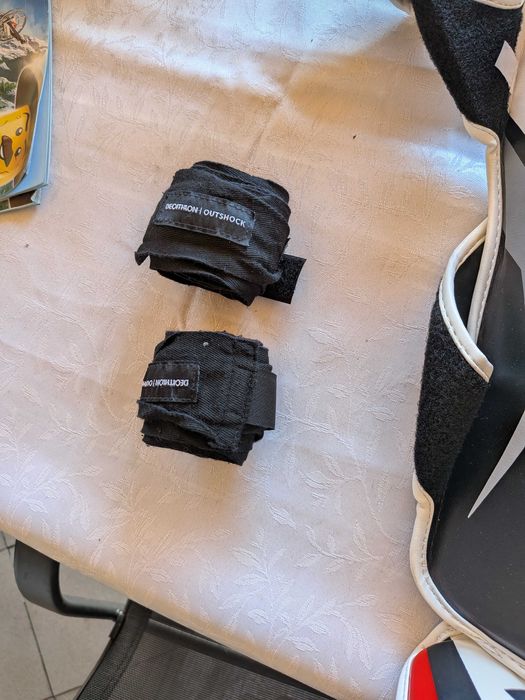 echipament Muay Thai / Kickboxing