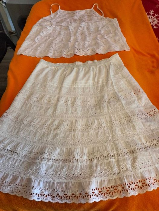 Compleu ( fusta+ top) dama brodat