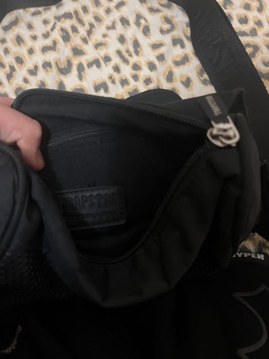 Trapstar чанта.