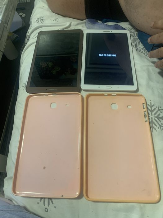 Vand tableta samsung tab e
