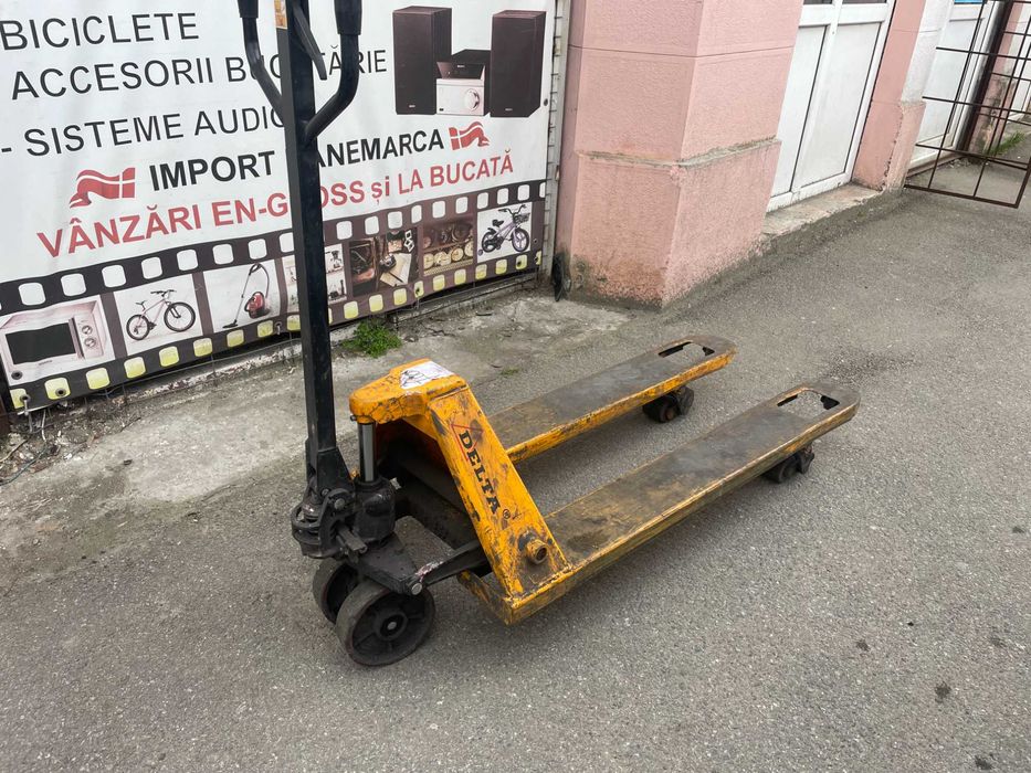 Transpalet manual cu ridicare hidraulica, 2500 kg  Delta PT.0.ST.2500