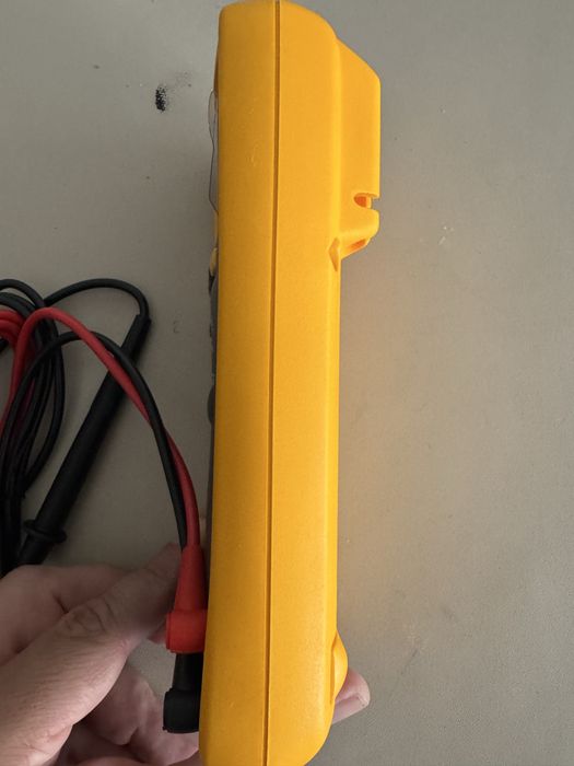 Multimetru Fluke 179 nou cu cutie