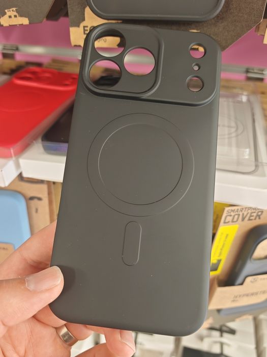 IPhone 17 Pro Max луксозни Magsafe гърбове