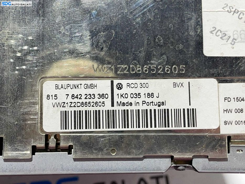 Unitate Radio CD Player RCD 300 Volkswagen Passat B6 2005 - 2010 Cod 1K0035186J [L3095]
