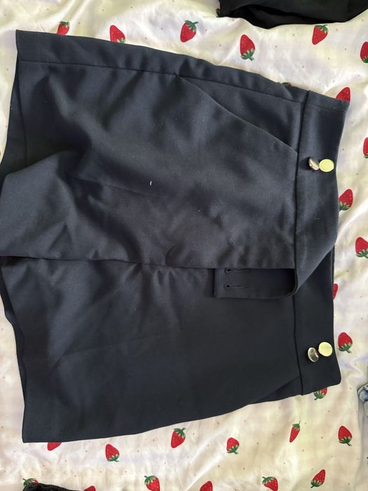 Къси официални панталонки H&M