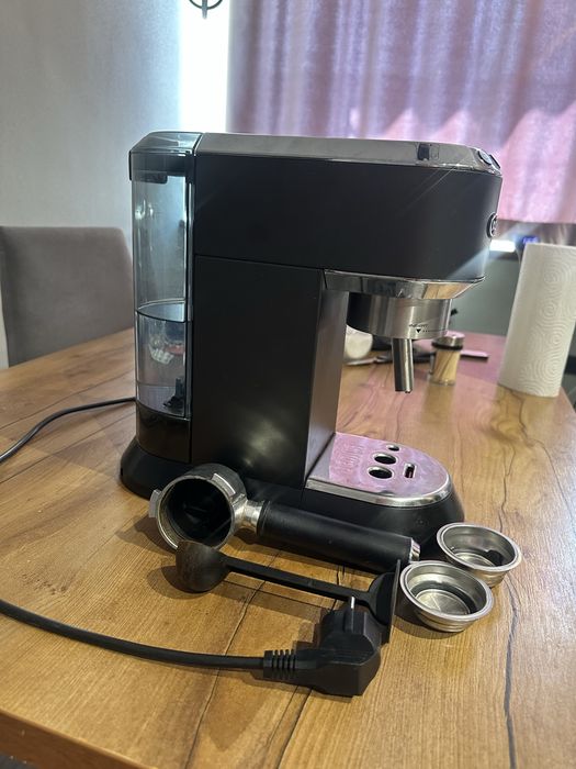 Кофемашина Delonghi EC685
