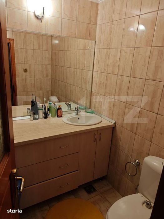 Apartament 4 camere, 79 mp, cartier Obcini