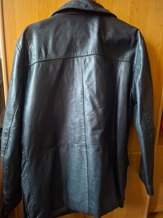 Кожаная мужская куртка
