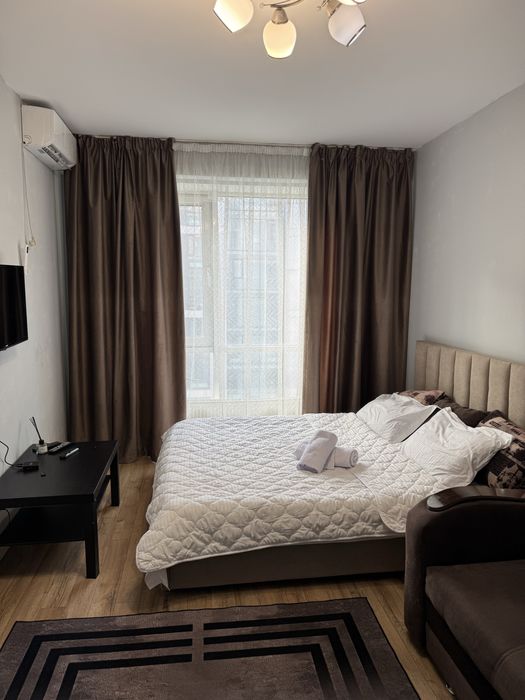 Квартира посуточно Абая 130