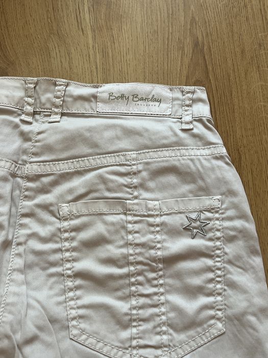 Чисто нов панталон Betty Barclay