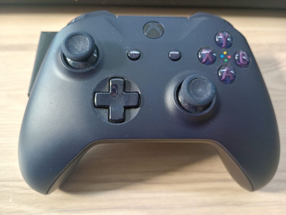 Фиолетовый контроллер Xbox Fortnite