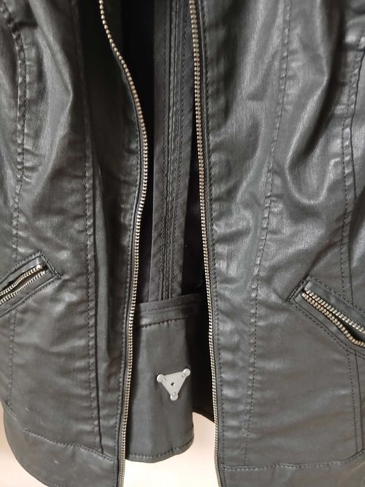 Geaca Guess vesta dama rock biker masura XS jacheta