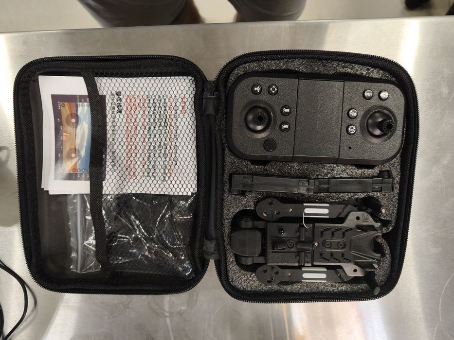 Дрон V888 prо drone