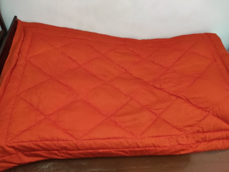 Продается Одеяло.