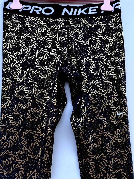 Nike Pro оригинален дамски клин нов Л размер