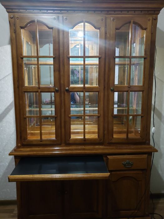 Шкаф для посуды ( дерево )