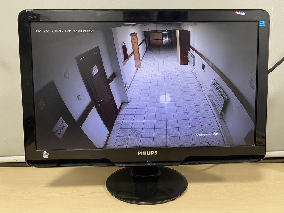 PHILIPS, 21,5 дюймовый ЖК!