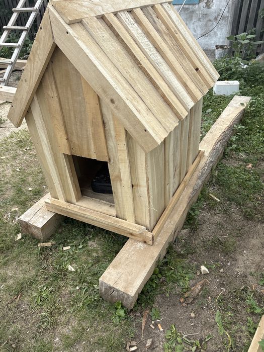 Будка для собаки