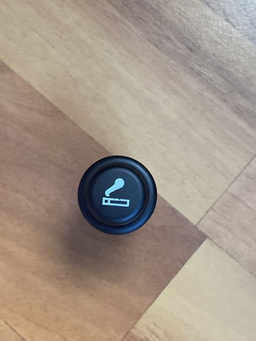 Aprinzator tigara pentru BMW seria 3 e92