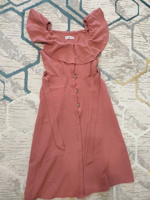 Продам женское платье